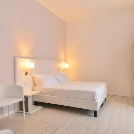 Lata Rooms-2